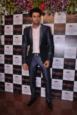 Manish Paul at Society Awards in Worli, Mumbai on 19th Oct 2013